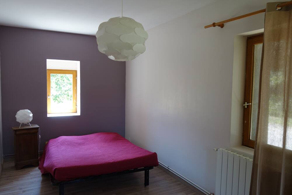 Photo of Bedroom in Baix
