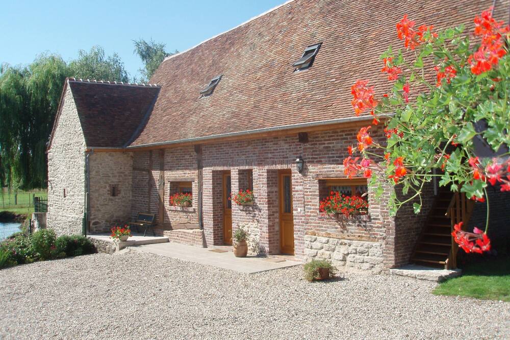 Photo of Outdoor in Dampierre-en-Bray