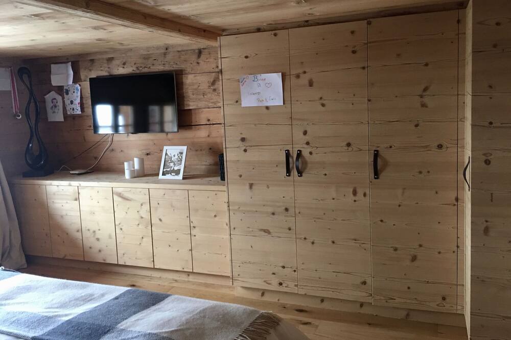 Photo of Bedroom in Gstaad