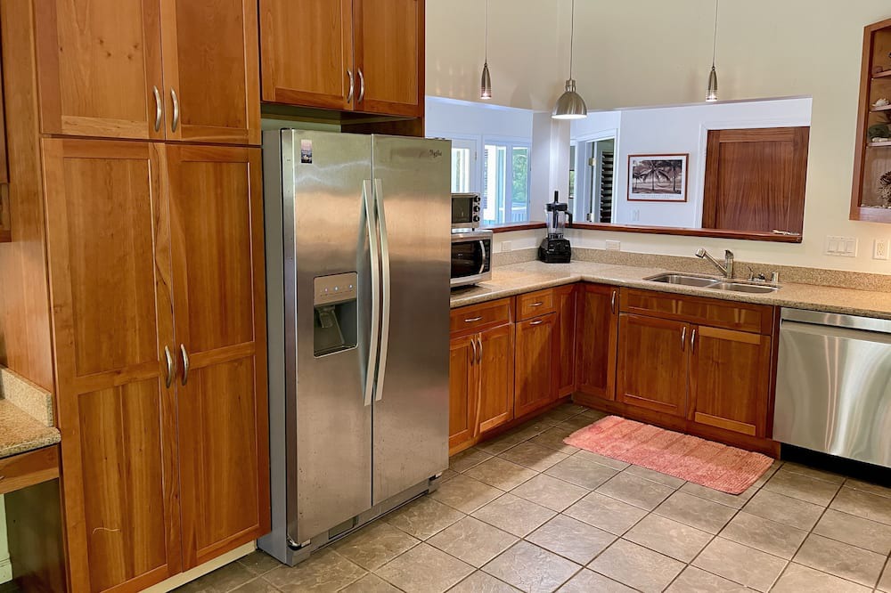 Photo of Kitchen in Pupukea