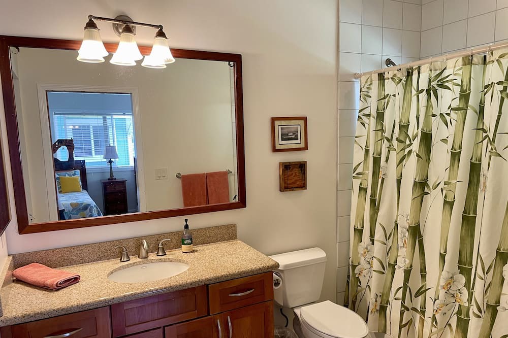 Photo of Bathroom in Pupukea