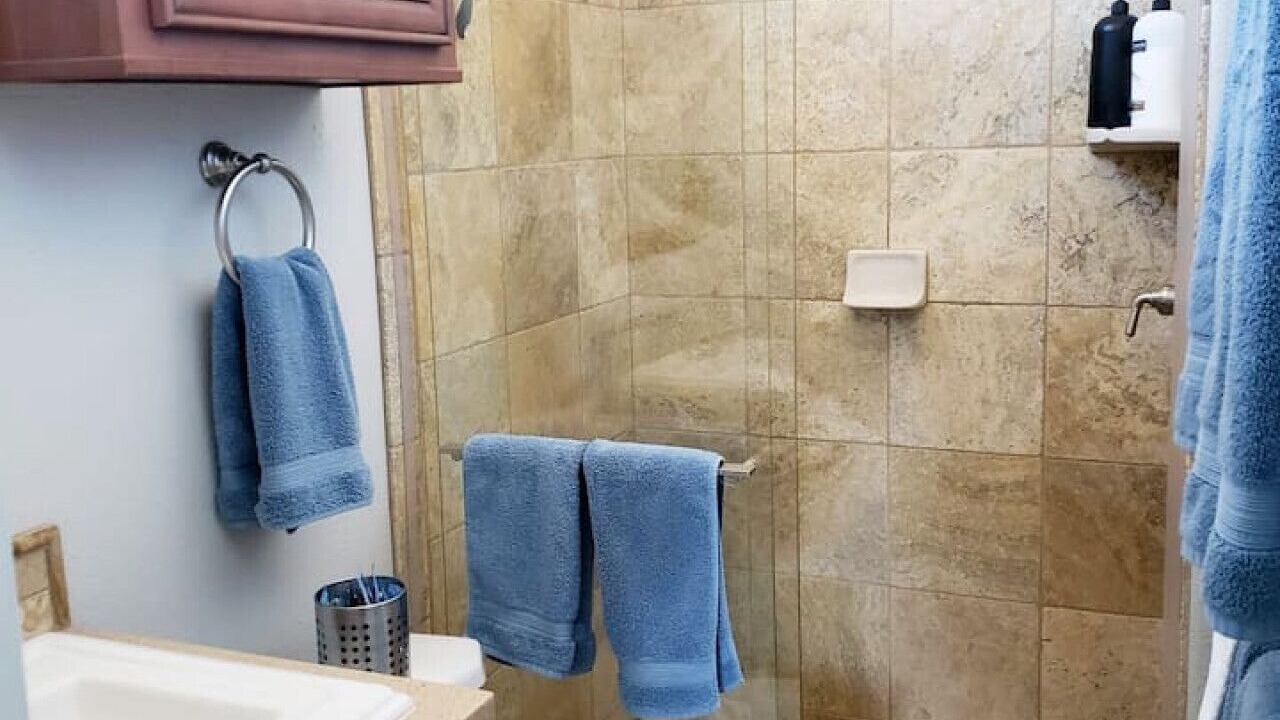 Photo of Bathroom in Parker Strip