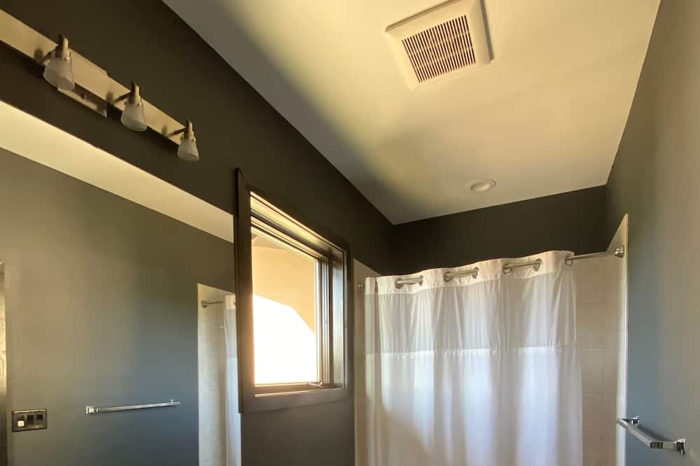 Photo of Bathroom in Washington