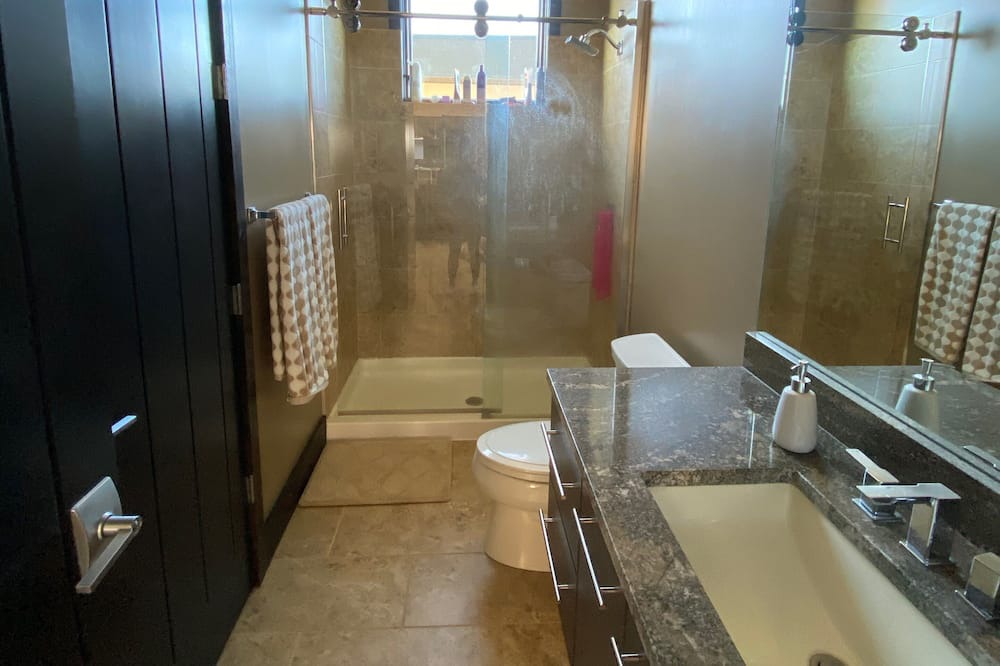 Photo of Bathroom in Washington