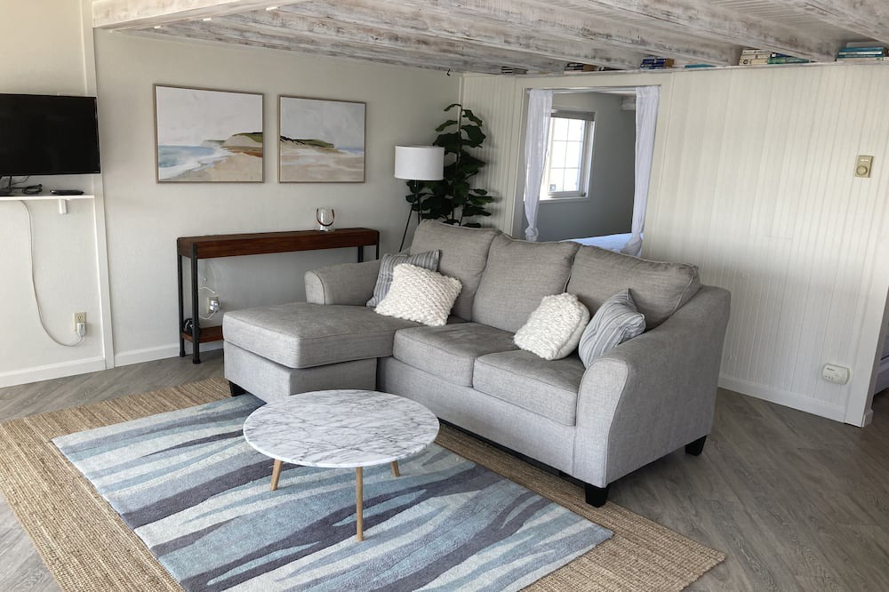 Photo of Livingroom in Priest Point