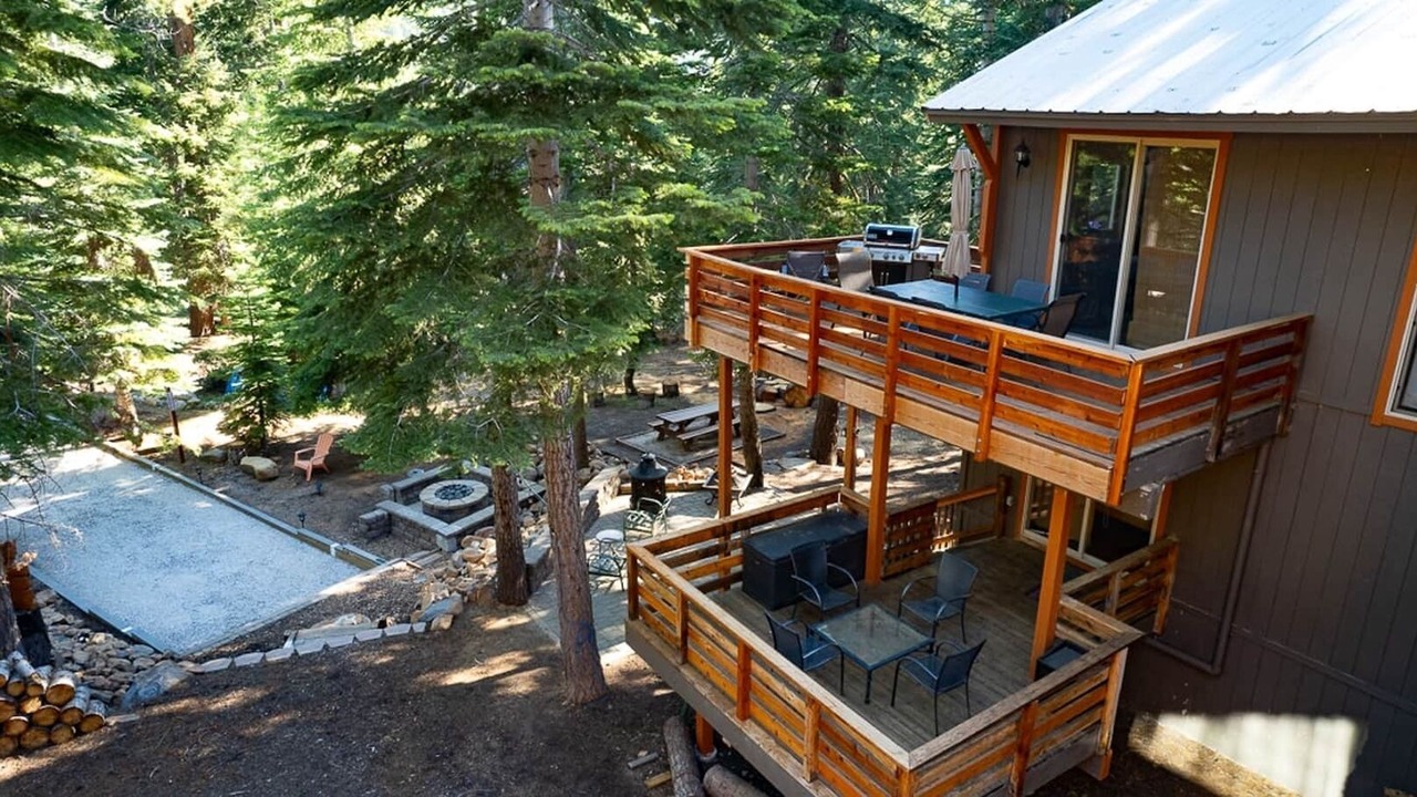 Photo of Outdoor in Kingswood Estates
