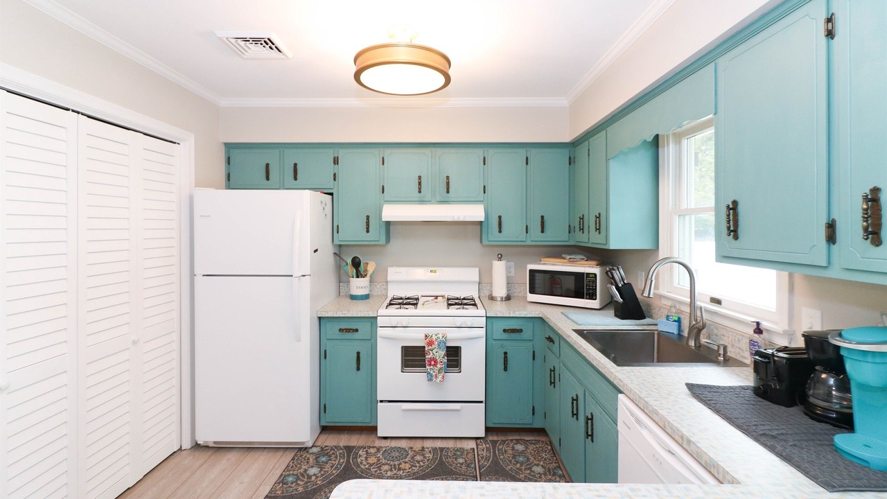 Photo of Kitchen in Town Bank