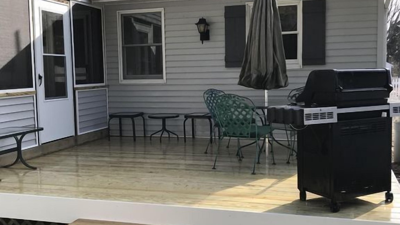 Photo of Outdoor in Town Bank