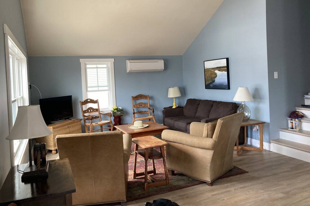 Photo of Bedroom in Seabrook