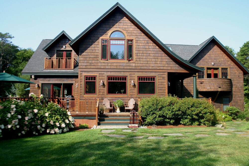 Photo of Outdoor in Jamestown