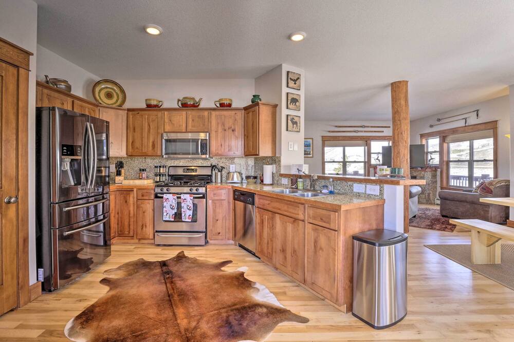Photo of Others in Summit Cove
