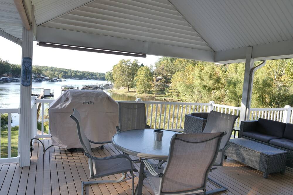 Photo of Patio Balcony in Linn Creek