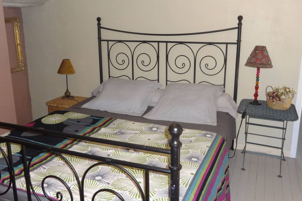 Photo of Bedroom in Allex