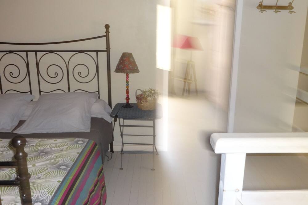 Photo of Bedroom in Allex