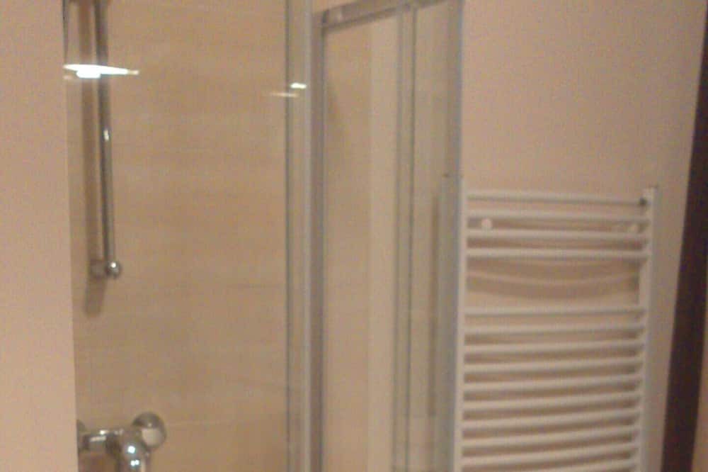 Photo of Bathroom in Malandry