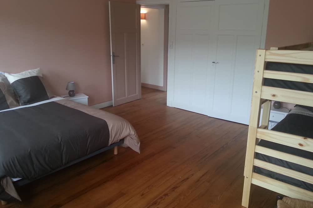 Photo of Bedroom in Malandry