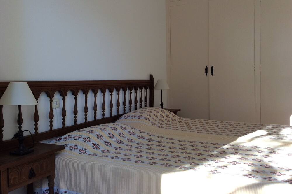 Photo of Bedroom in Pratdip