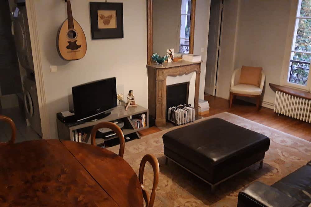 Photo of Livingroom in 4th Arrondissement