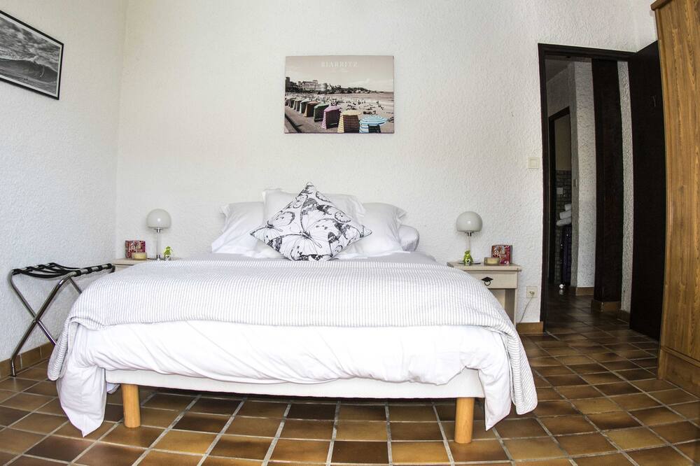 Photo of Bedroom in Arbonne