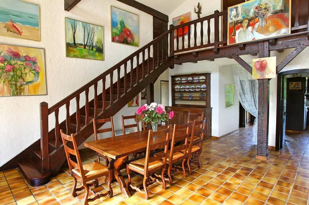 Photo of Kitchen in Arbonne