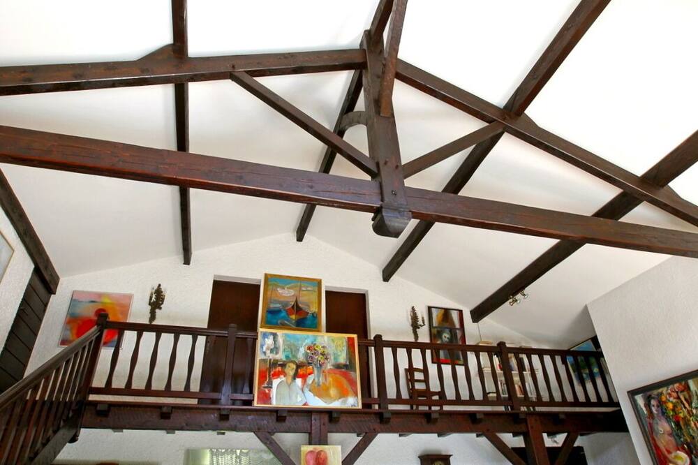 Photo of Others in Arbonne