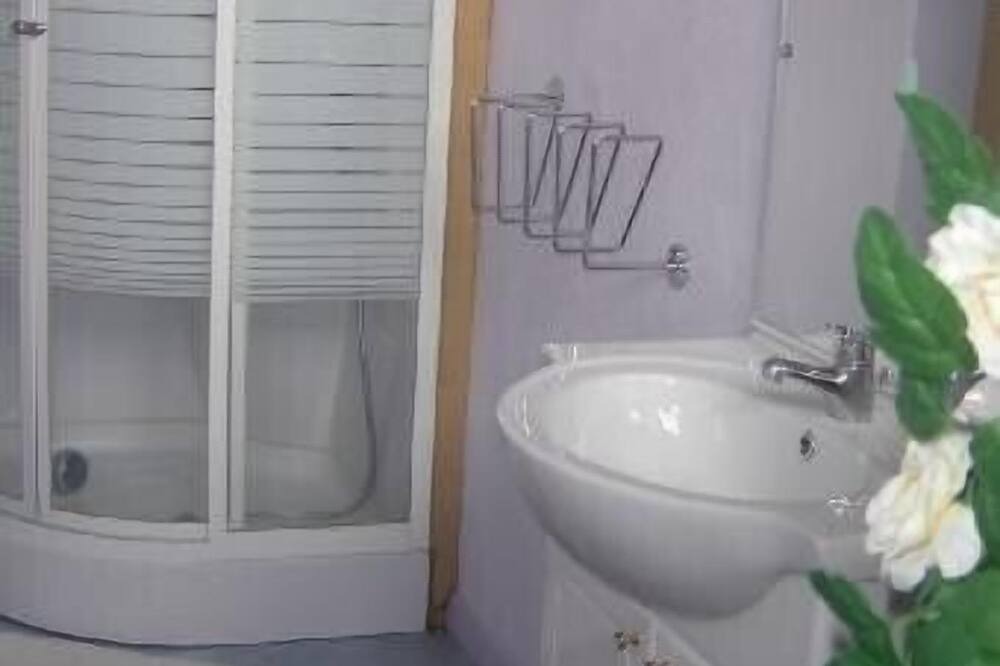 Photo of Bathroom in Sainte-Colombe