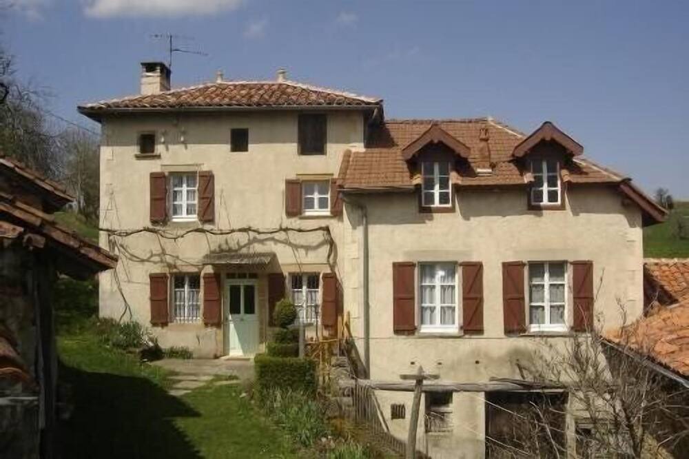 Photo of Outdoor in Sainte-Colombe