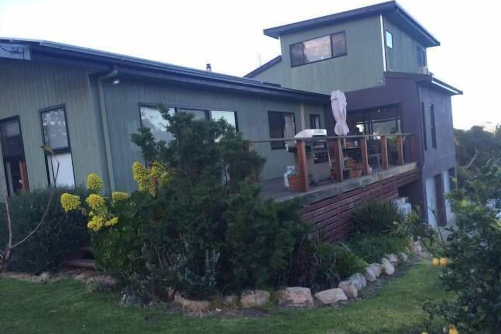 Photo of Outdoor in Marlo