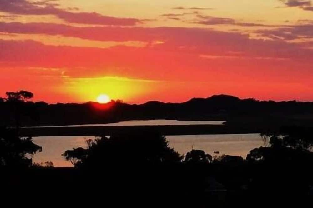 Photo of Others in Marlo