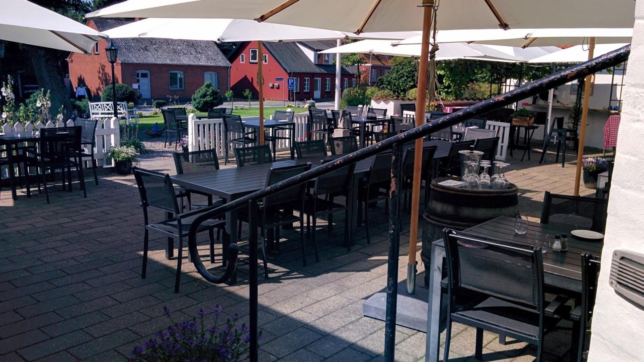 Photo of Others in Sevel