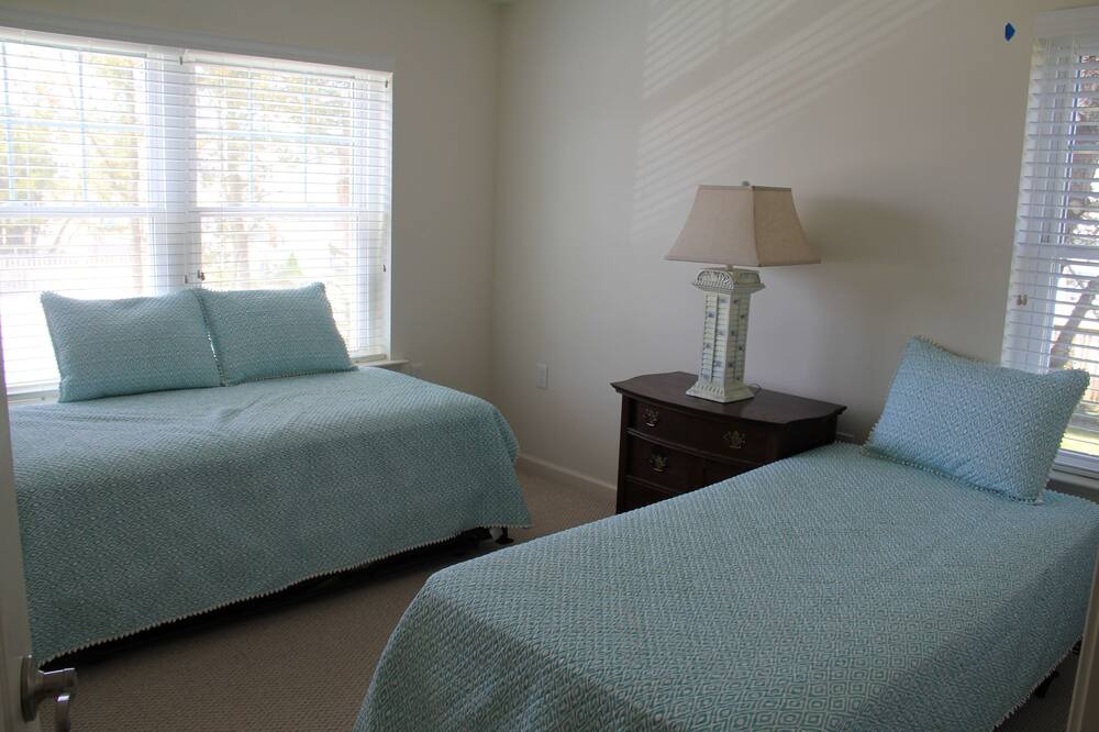 Photo of Others in Beach Haven Terrace