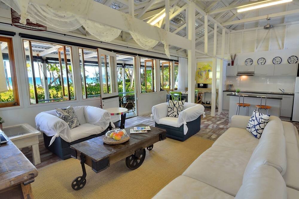 Photo of Livingroom in Mission Beach