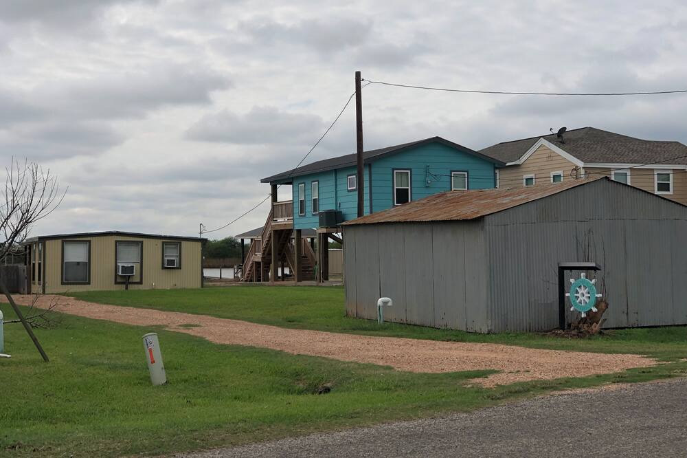 Photo of Others in Cedar Lane