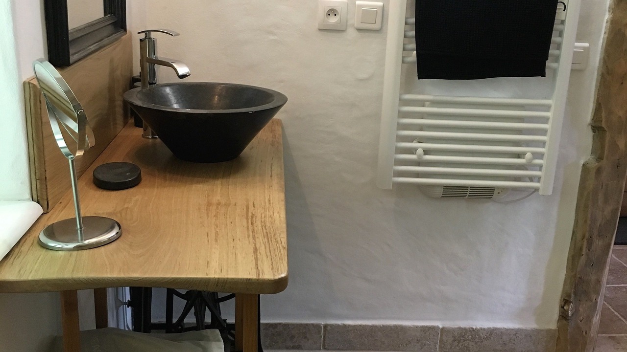 Photo of Bathroom in Yenne