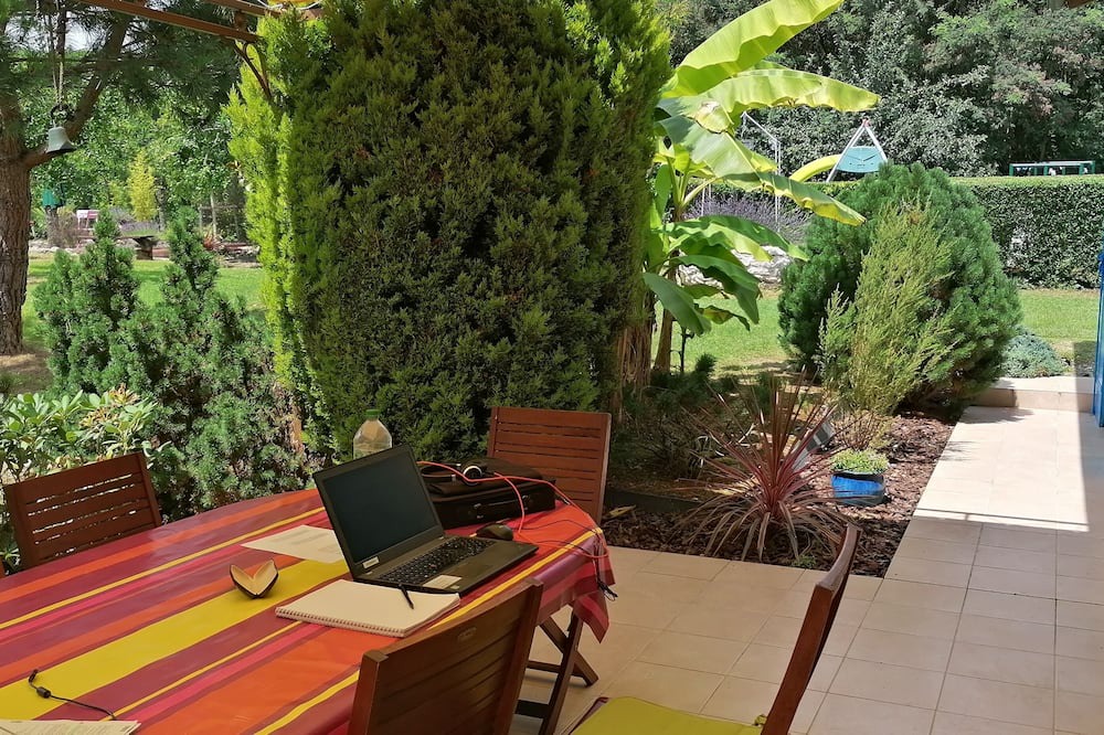 Photo of Outdoor in Cancon