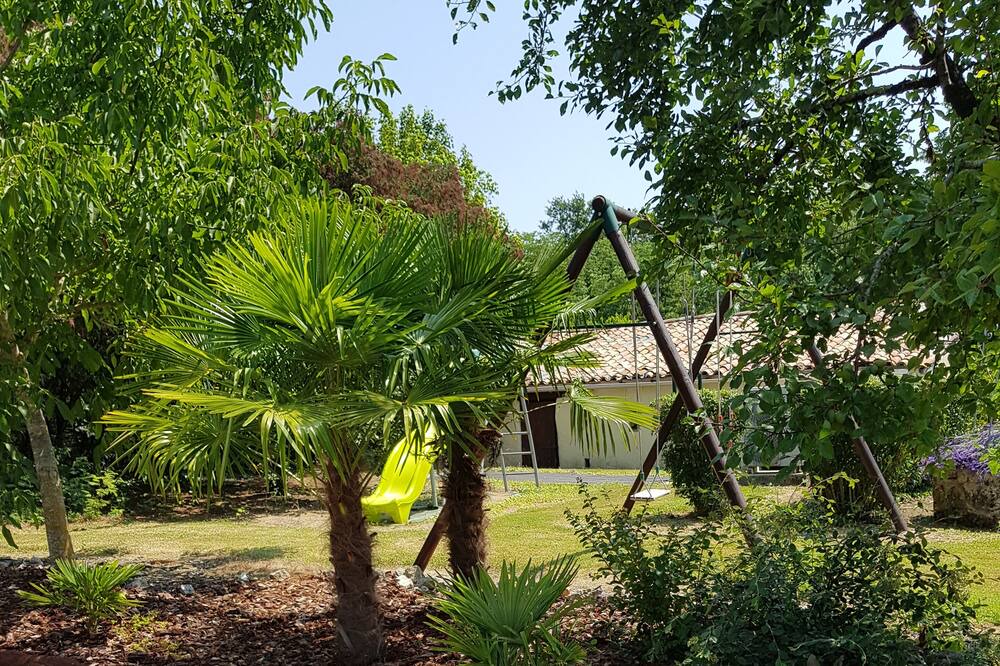 Photo of Outdoor in Cancon