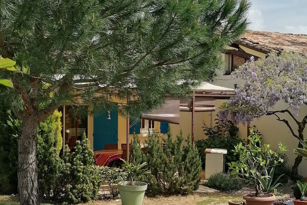 Photo of Outdoor in Cancon
