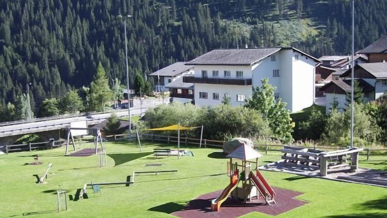 Photo of Others in Sedrun