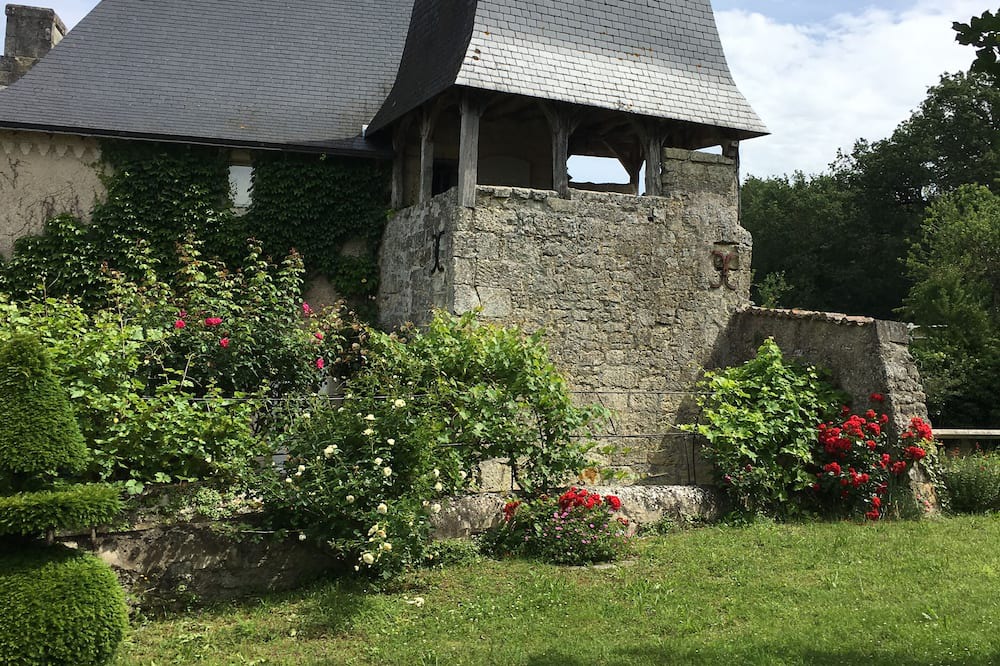 Photo of Outdoor in Deneze-sous-Doue
