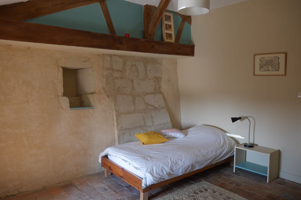 Photo of Bedroom in Deneze-sous-Doue