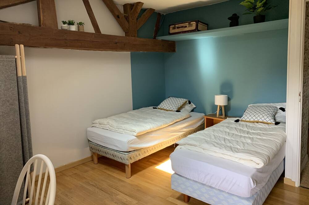 Photo of Bedroom in Deneze-sous-Doue