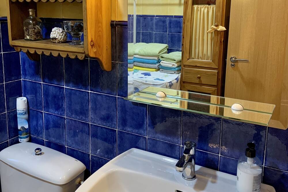 Photo of Bathroom in Jaca