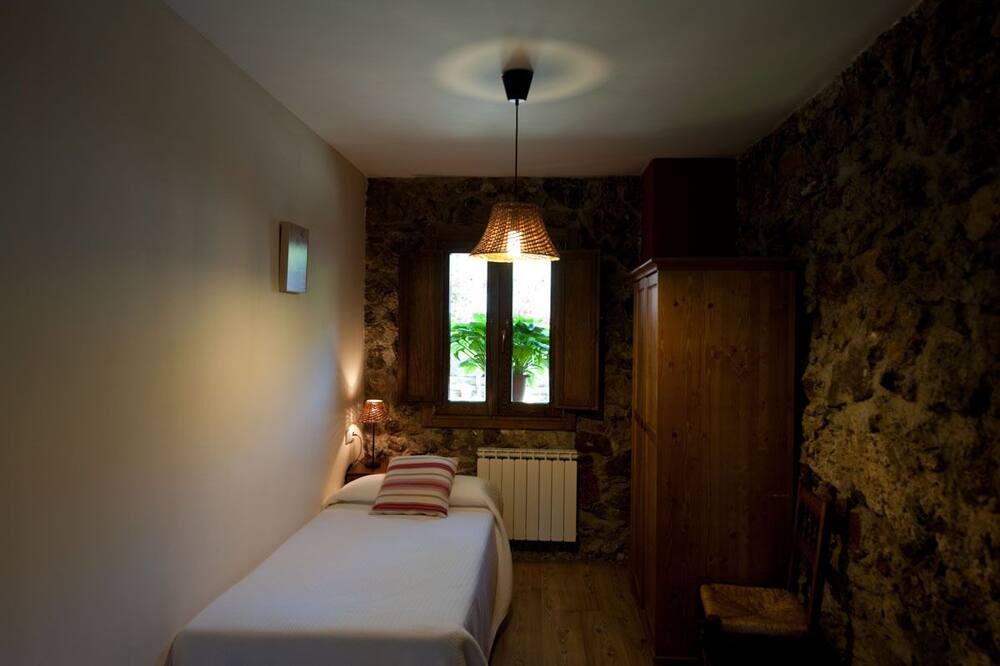 Photo of Bedroom in Sarroqueta
