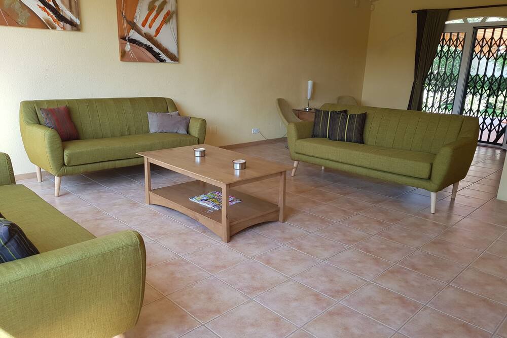 Photo of Livingroom in La Florida