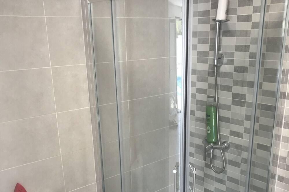 Photo of Bathroom in Pinar de Campoverde