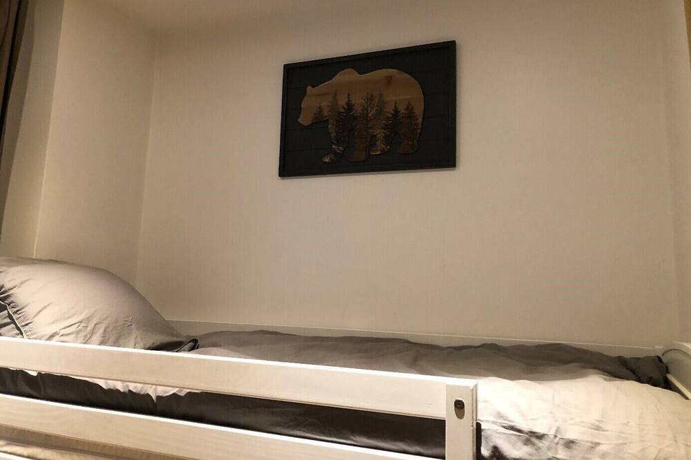 Photo of Bedroom in Cauterets
