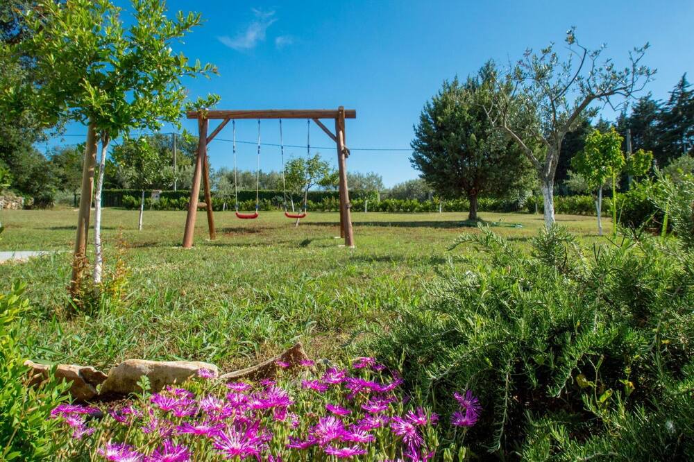 Photo of Outdoor in Murine