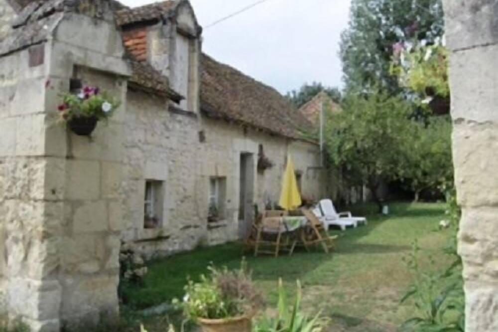 Photo of Others in Cravant-les-Coteaux