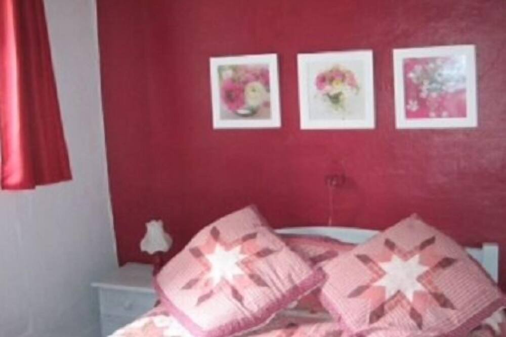 Photo of Bedroom in Cravant-les-Coteaux