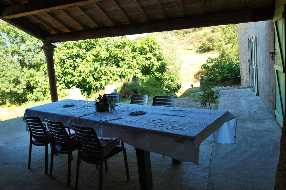 Photo of Patio Balcony in Paraza